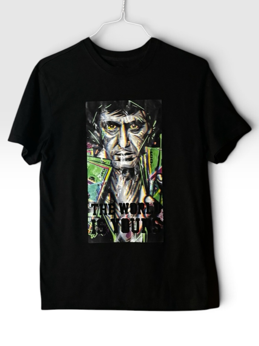 Black Pike Men’s Medium The World Is Yours Graphic T-Shirt Black Streetwear EUC